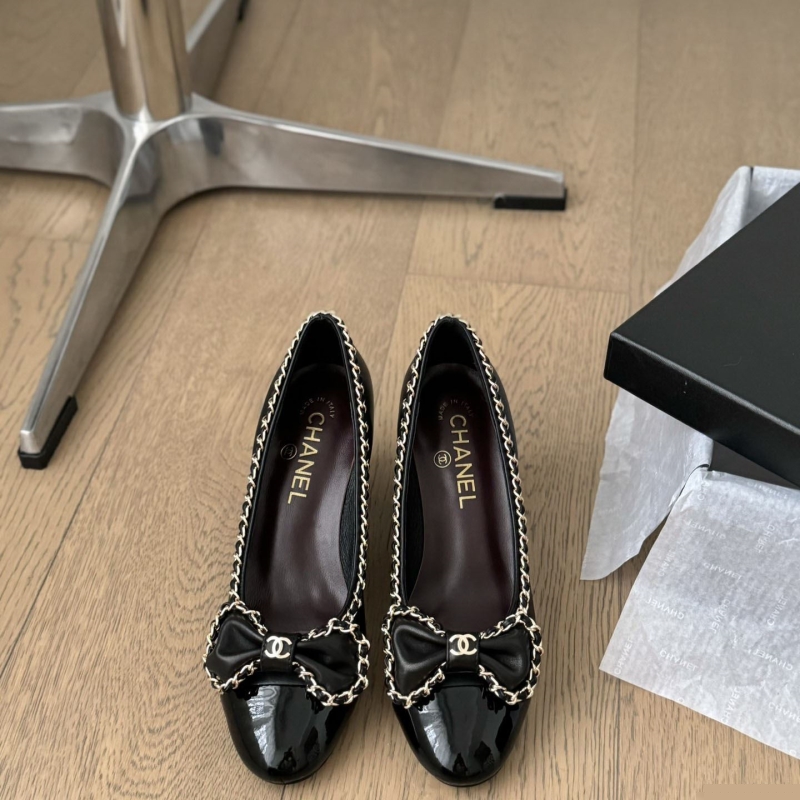 Ch*el high heels